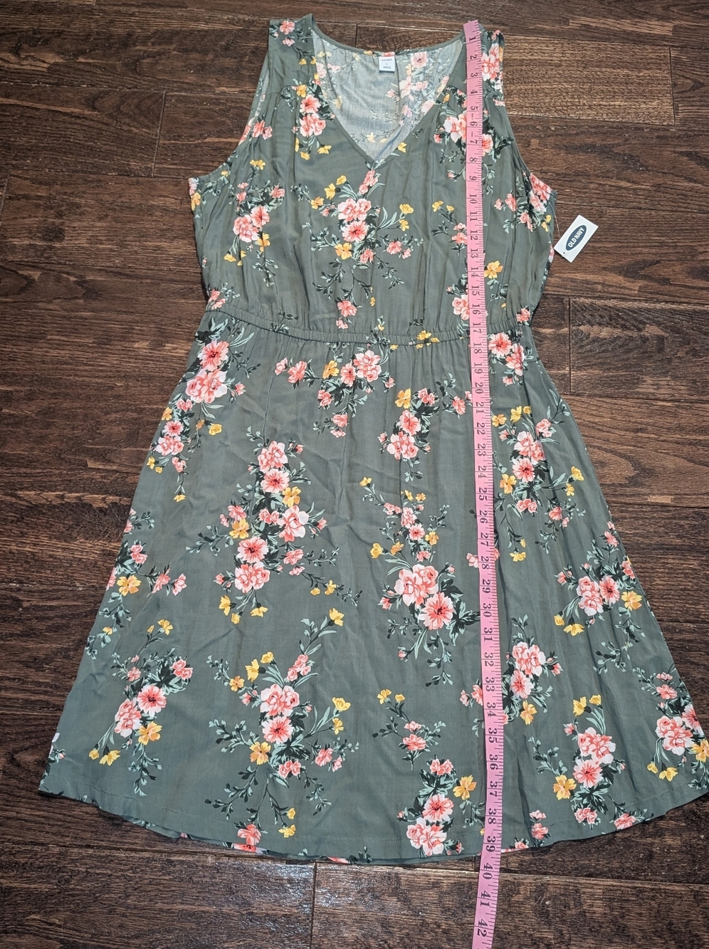 NWT Old Navy Mid Length Dress Green Floral Print V Neckline - Picture 9 of 9